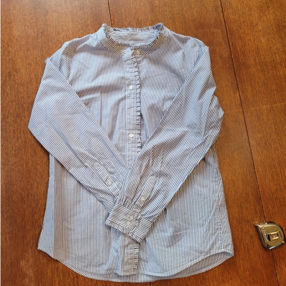 Talbots Tops - Like new: Talbots ruffle collar button up shirt sz women's M